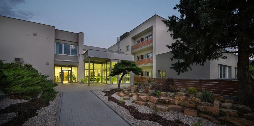 Hotel Kraskov Active Resort Třemošnice Exterior foto